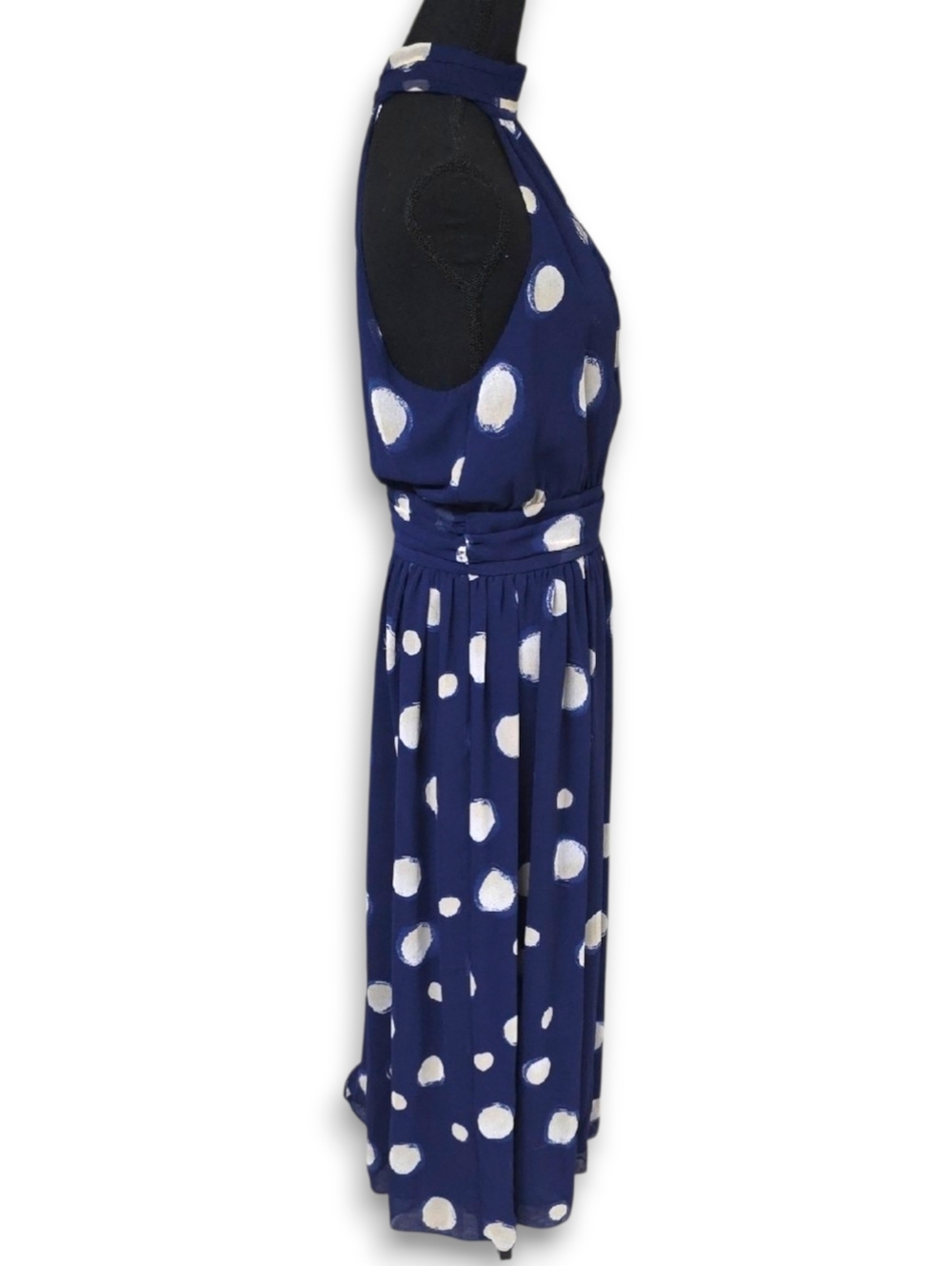 Polka Dot Halter Neck Flowy Maxi Dress - Picture 3 of 16